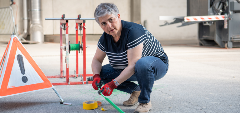Assemblage des sondes – enfilage de tubes dans la gaine de protection