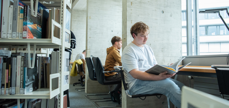 Biblio Mars @HEIA FR SCOM GD 2025 038